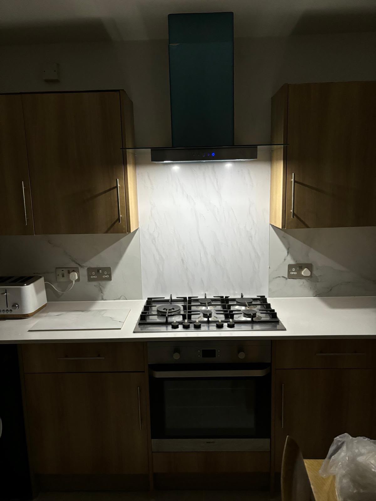 Oak kitchen hob wall, finished